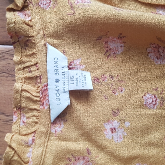 Lucky Brand Floral Peplum Faux Wrap Top Size L - Picture 2 of 16